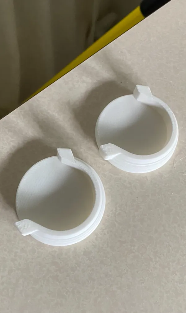 Support de renfort pour barre de douche