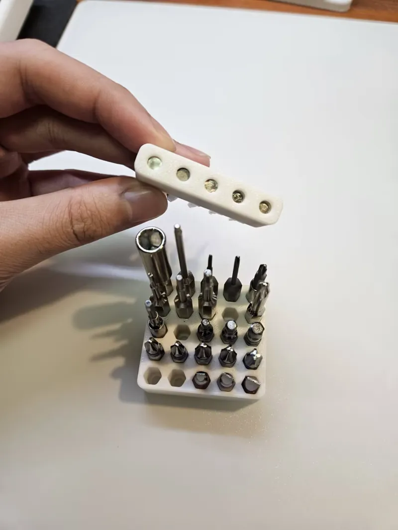 6.35mm批头收纳盒（底部镂空可顶出批头）Screwdriver Bit Storage Box