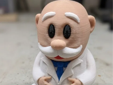 Figura decorativa: Dr. Simi Ficha 3D Multicolor para Juegos de Mesa — referencia de MakerWorld