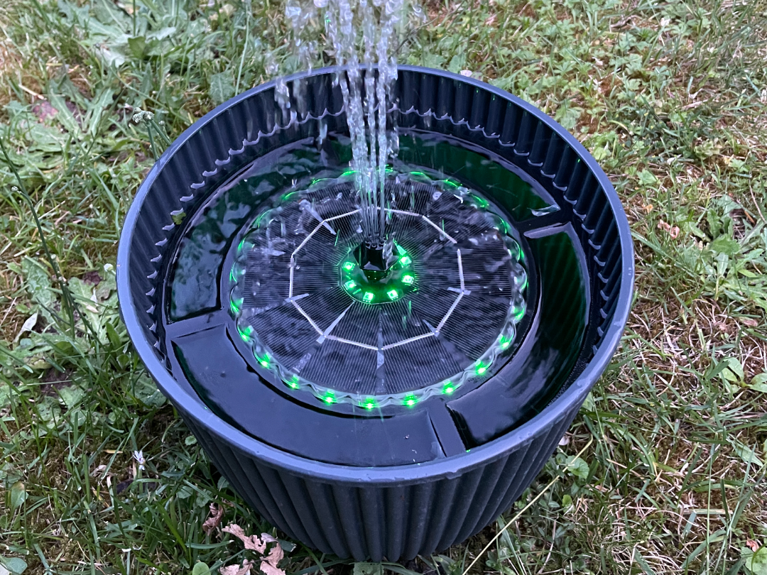 Solarbrunnen ,,Action'' Halter/Stabilistator 