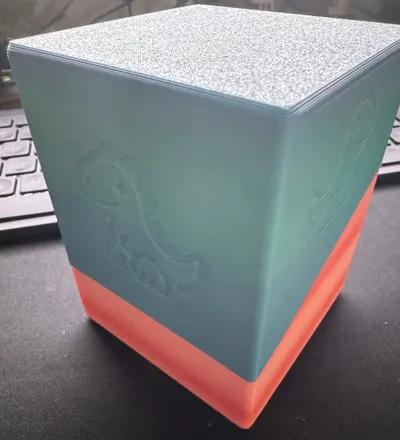 Magic the Gathering 100+ dinosaur deck box