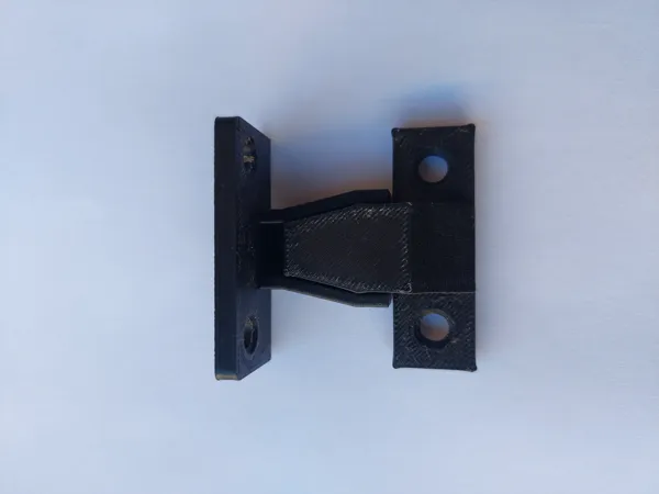 Connecteur de panneau à clipser