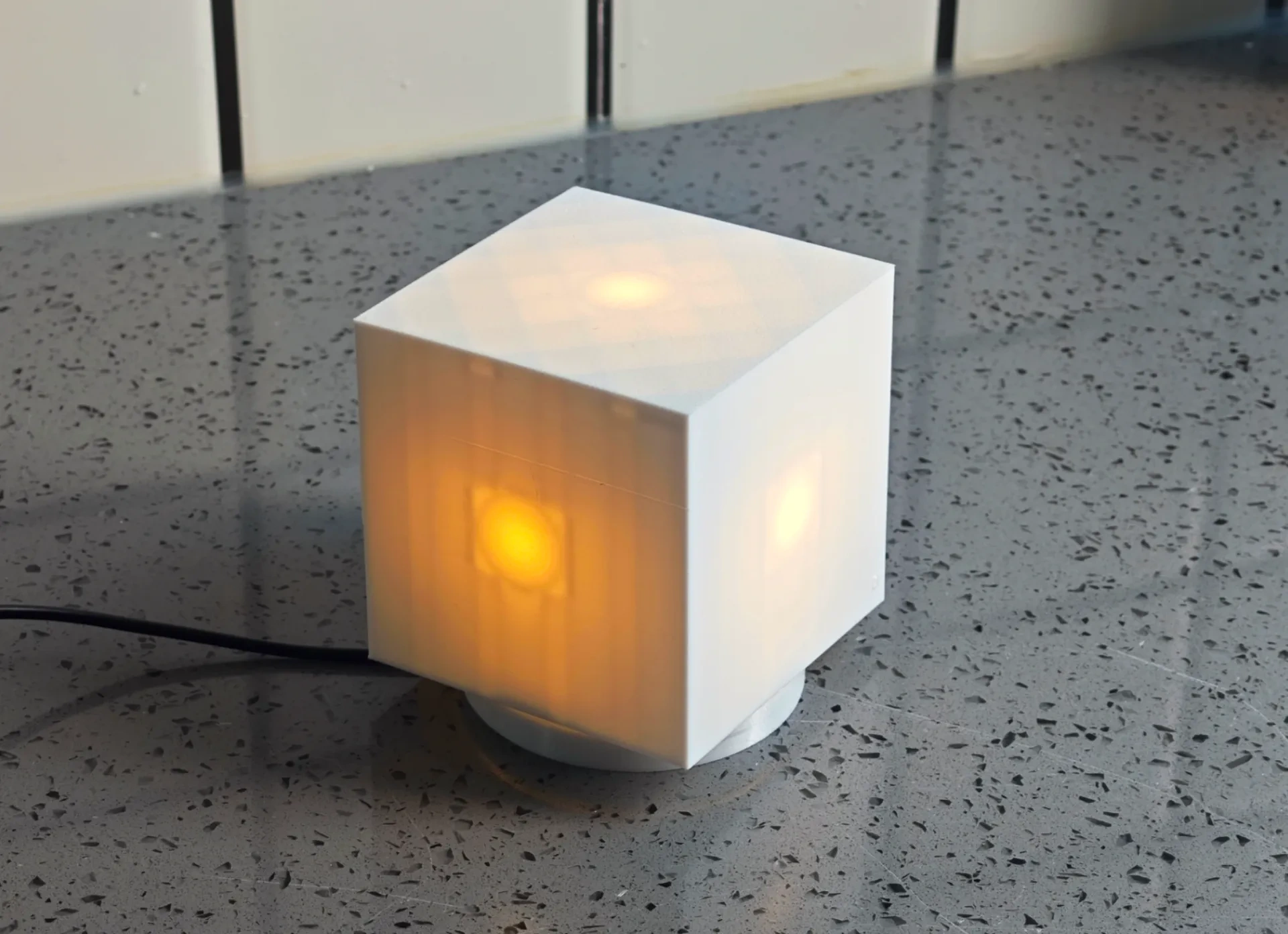 square-cone-lamp-by-yezao-makerworld