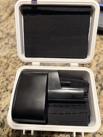 Caja o estuche: Tesla Charger Accessories Cases — vista de referencia 5