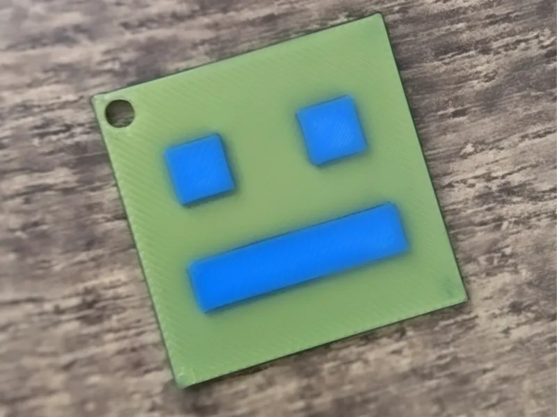 Geometry Dash Keychain
