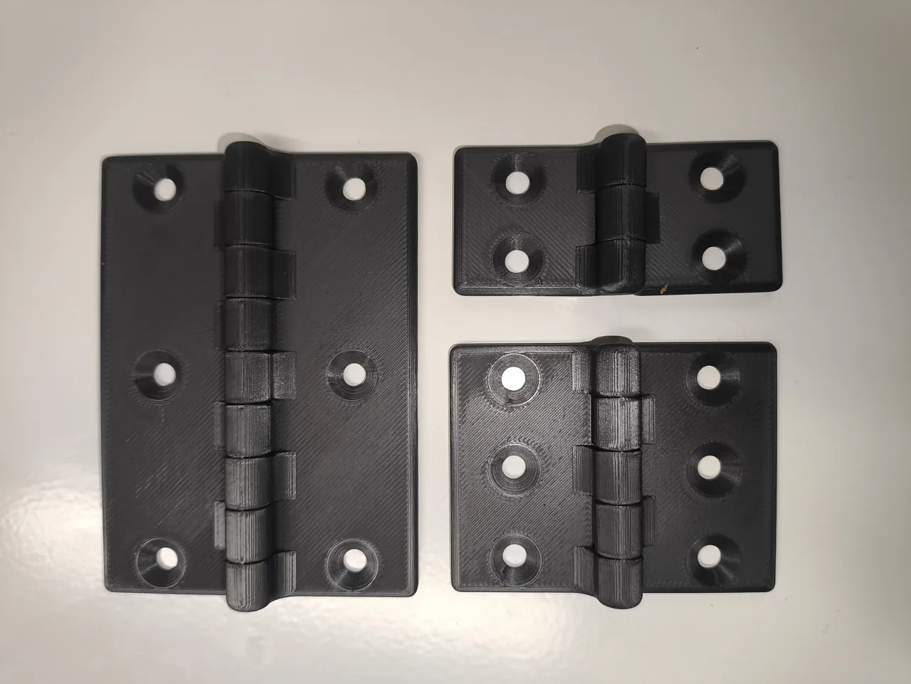 Multi Size Hinges view 2