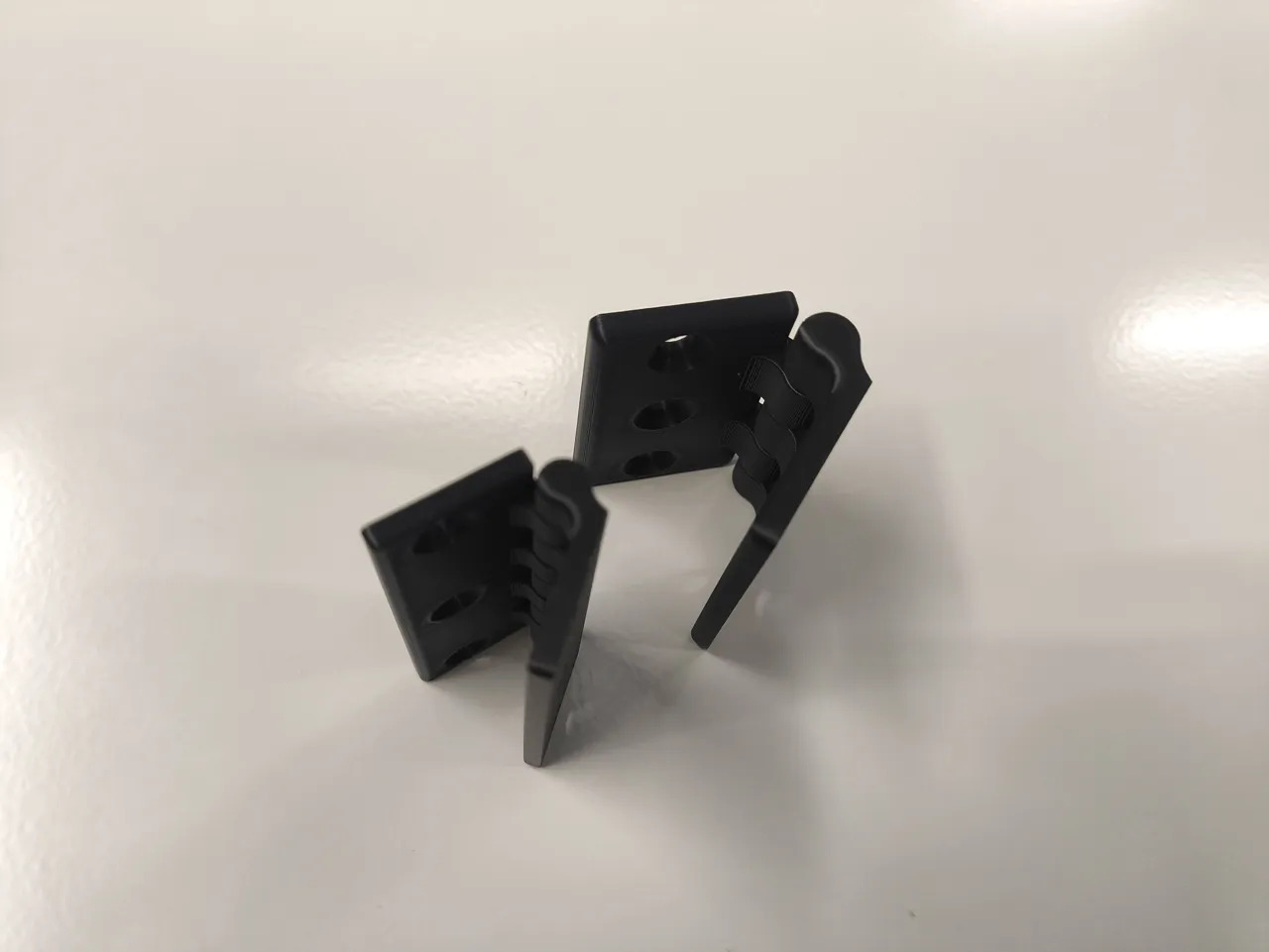 Multi Size Hinges view 4