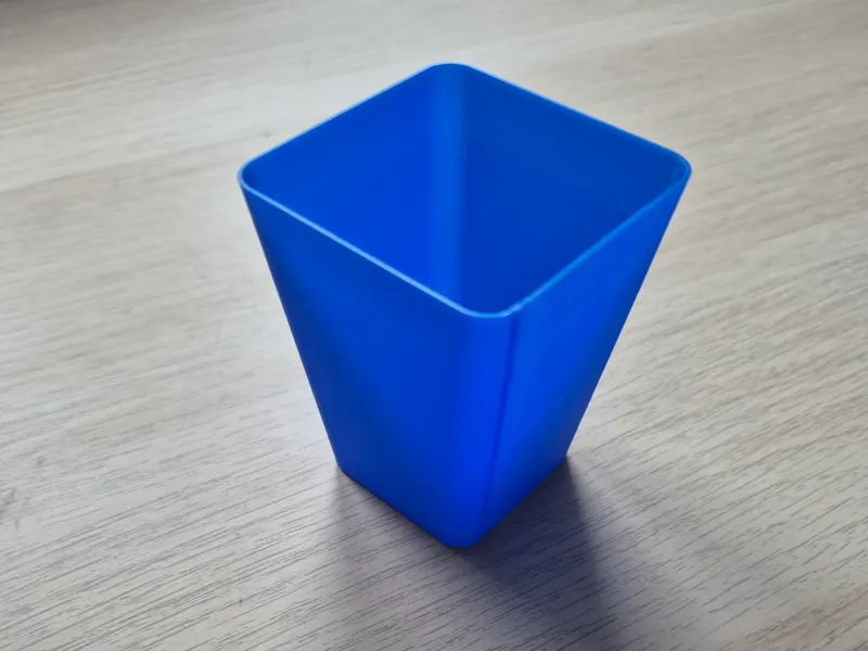 Pot pour semis + Entonnoir