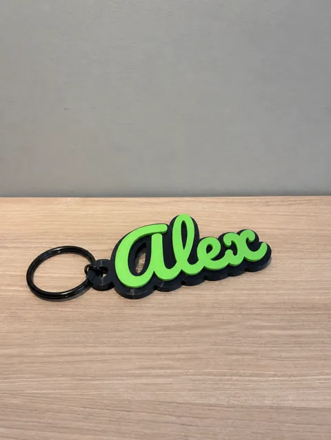 Customizable Name Keychain view 4
