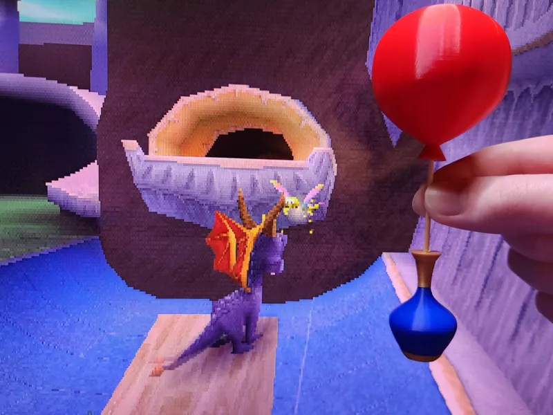 Spyro Balloon Bottle - with magnet variations!