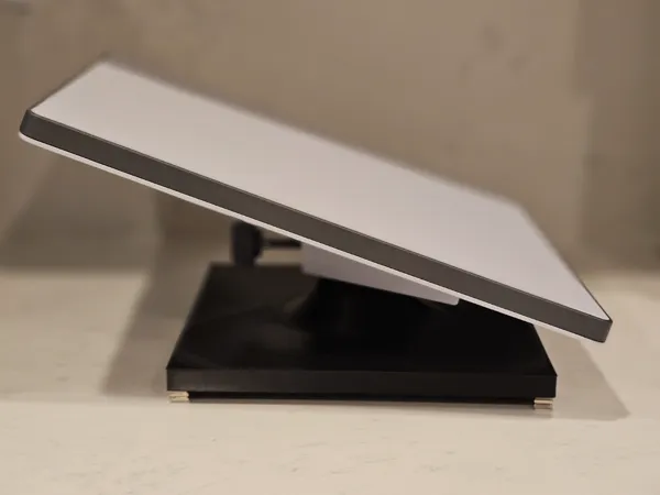 https://makerworld.bblmw.com/makerworld/model/USa2f2baa1932973/design/2025-06-22_b9f0788a076ba.jpg