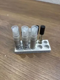 Présentoir pour échantillons de parfum — photo 2