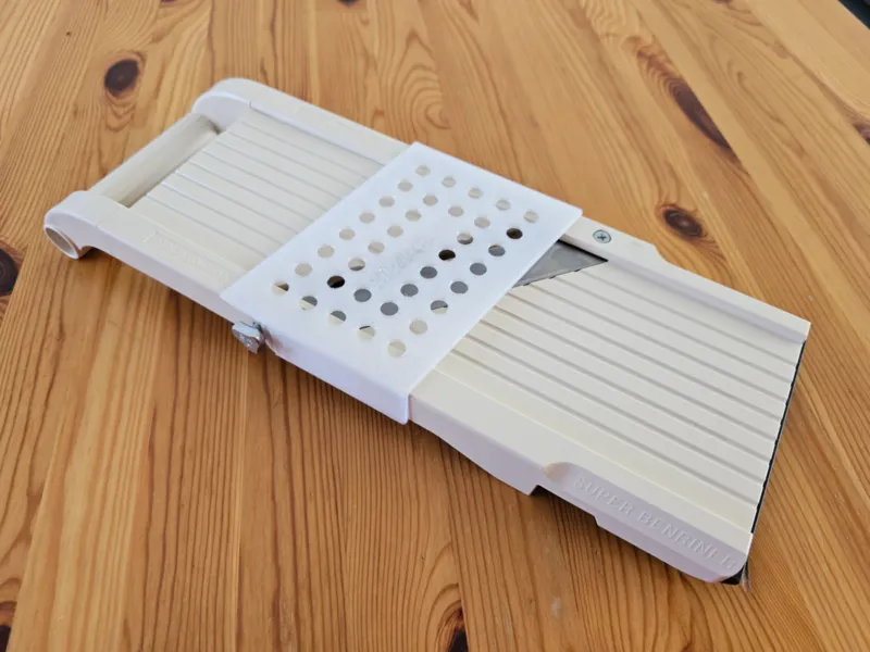 Super Benriner no.95 blade guard