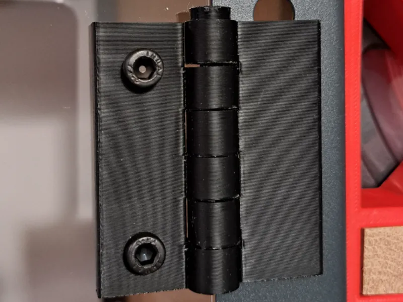 Hinge for Keyholes