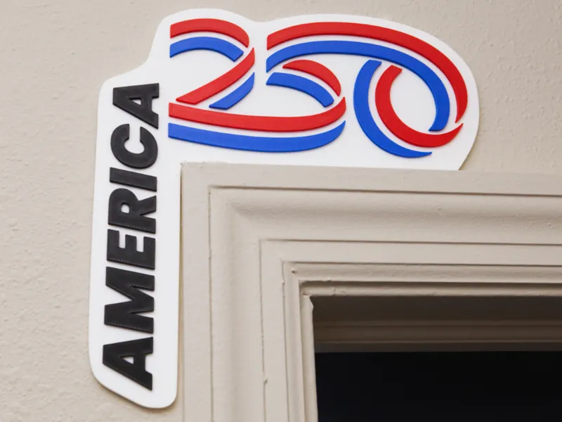 America 250 Door Corner