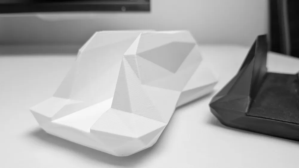 Graphic Vertical Stand for laptop - Free 3D Print Model - MakerWorld