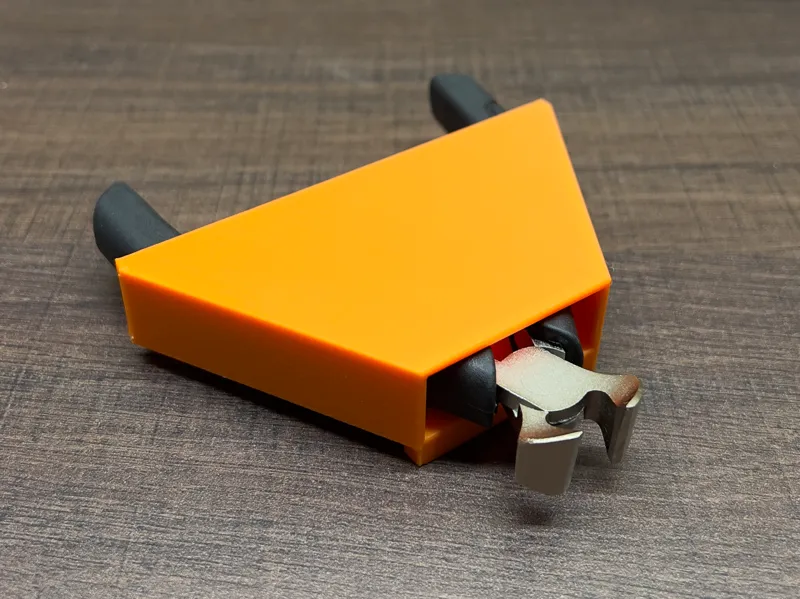 Pliers Cleat