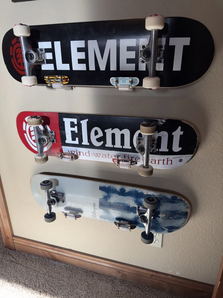 Skateboard Hanger + Tech Deck by Detour MakerWorld