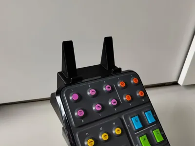 Tablet holder for Logitech Saitek side console