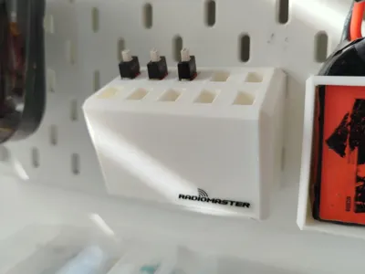 Lava LiHv 1s Skadis holder