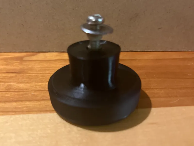 Pan Lid with Threaded Insert