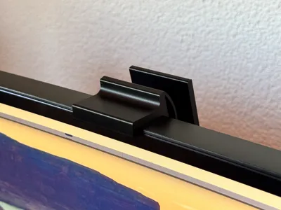 Continuity Camera phone mount for HP Z38C monitor