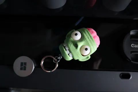 fidget zombie keychain view 2