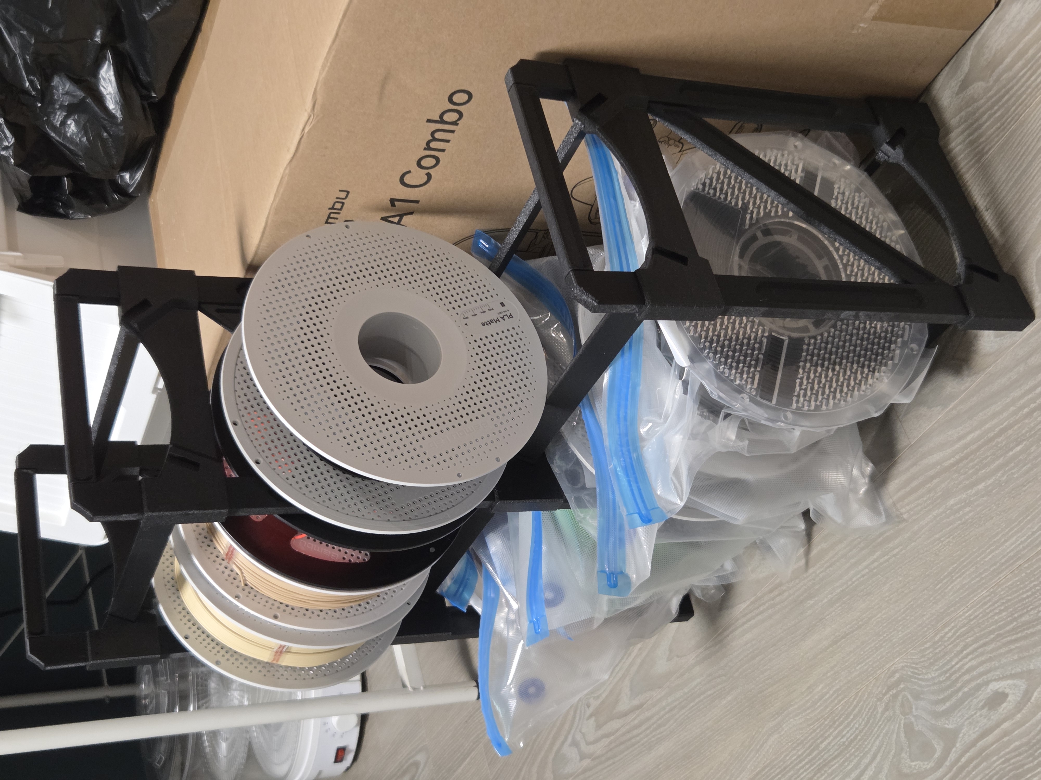Miniatura 5 do modelo 3D Infinite Modular Spool Rack