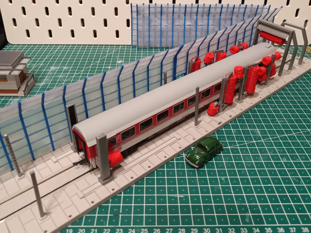 Train washing plant for Roco Line without track bed in H0 scale - Free ...