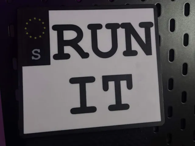 Run IT MC Registreringsskylt (svart eu)
