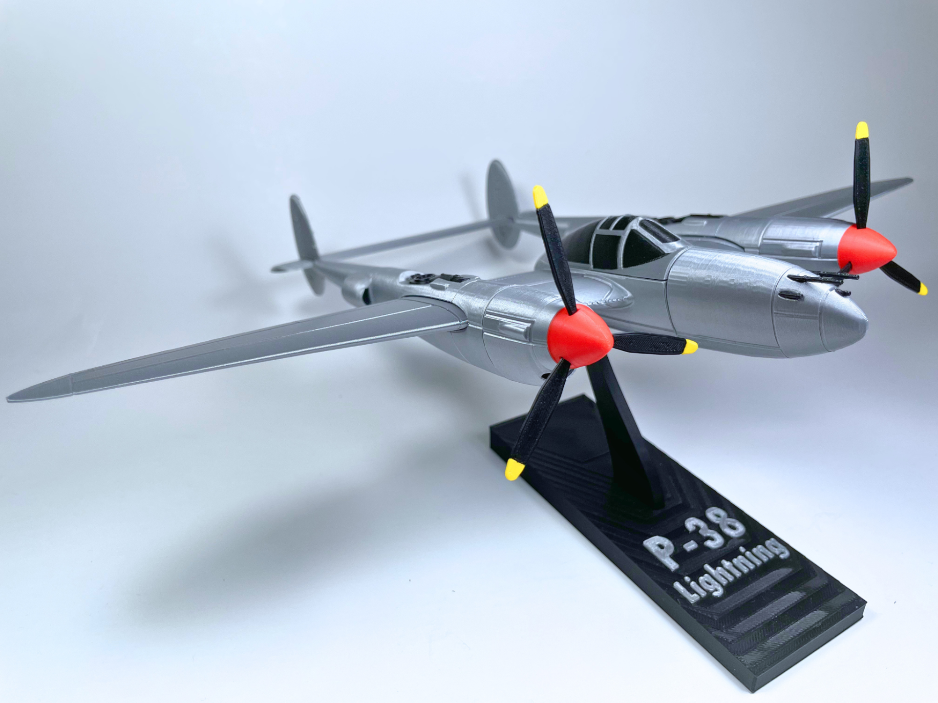 P-38 Lightning 1:48 Scale