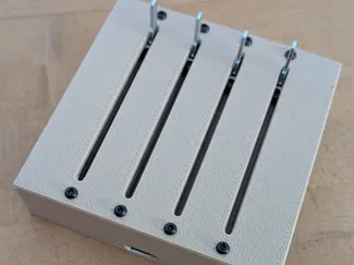 Simple Deej case