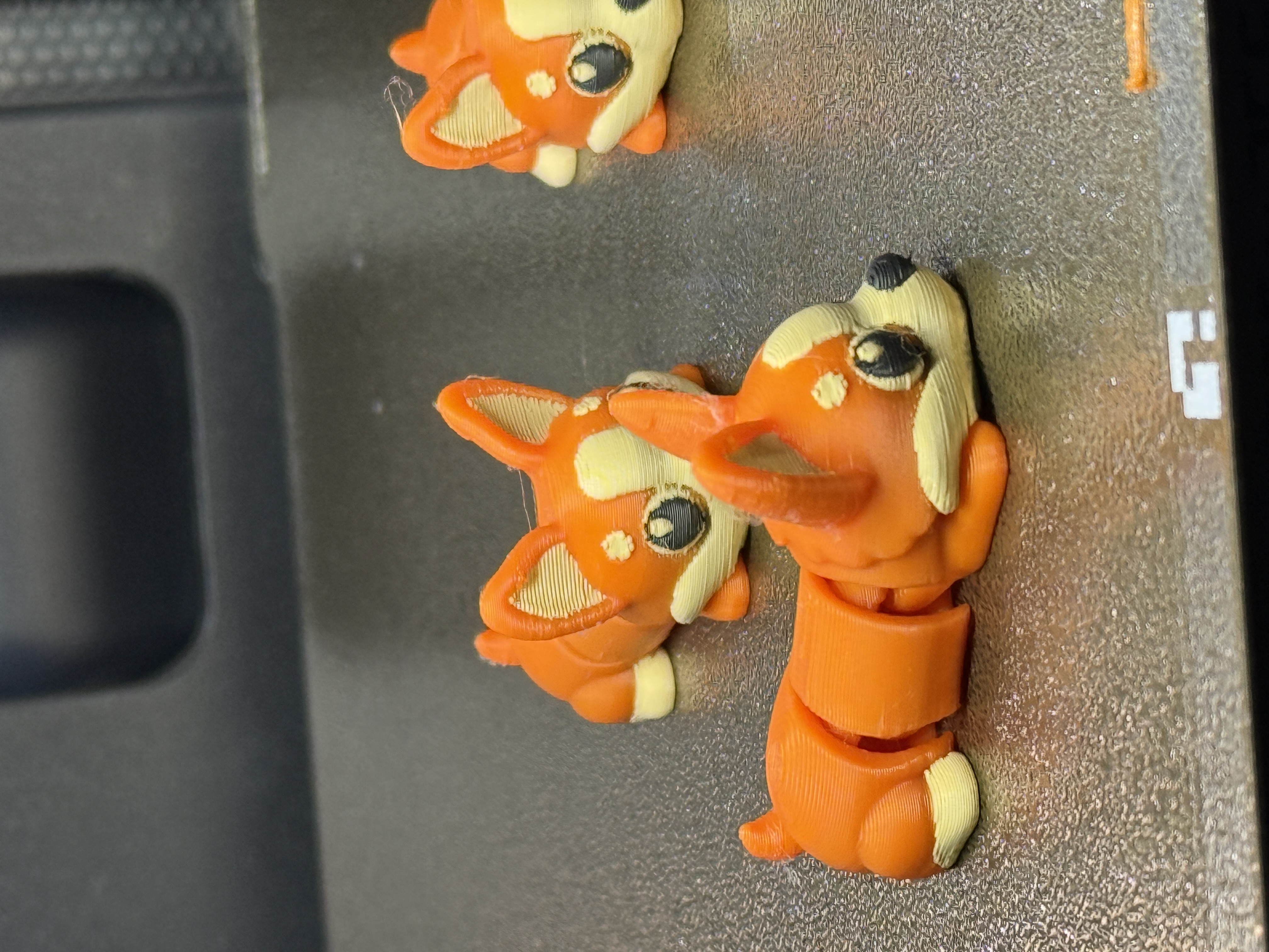 Miniatura 1 do modelo 3D Flexi Mini Corgi 