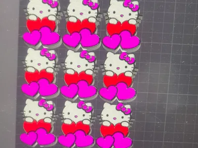 Hello Kitty Heart Topper