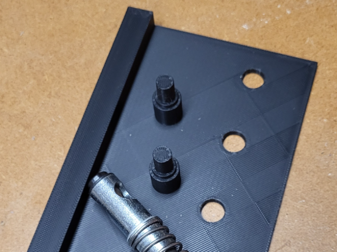 Small shelf pin jig