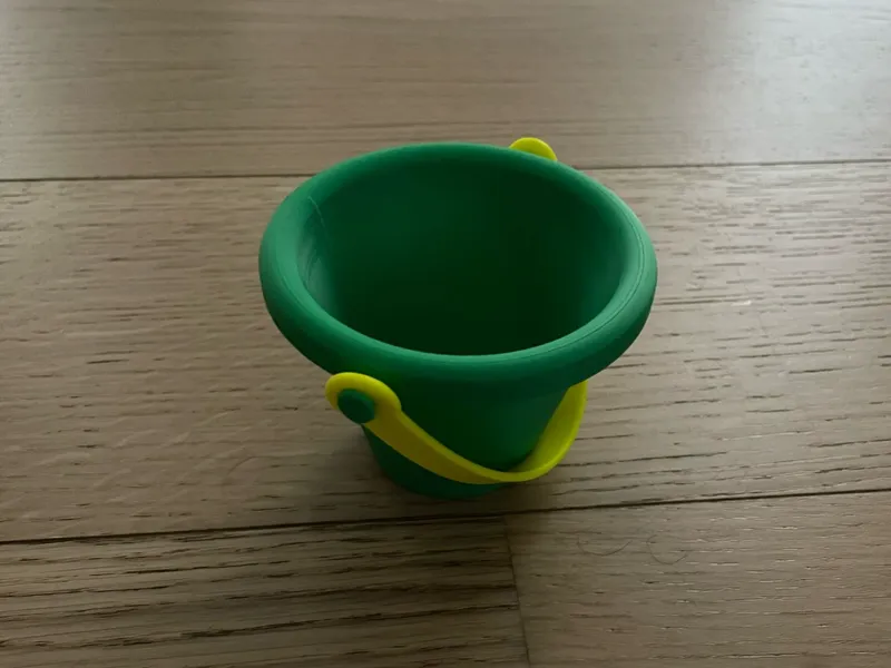 Kids bucket
