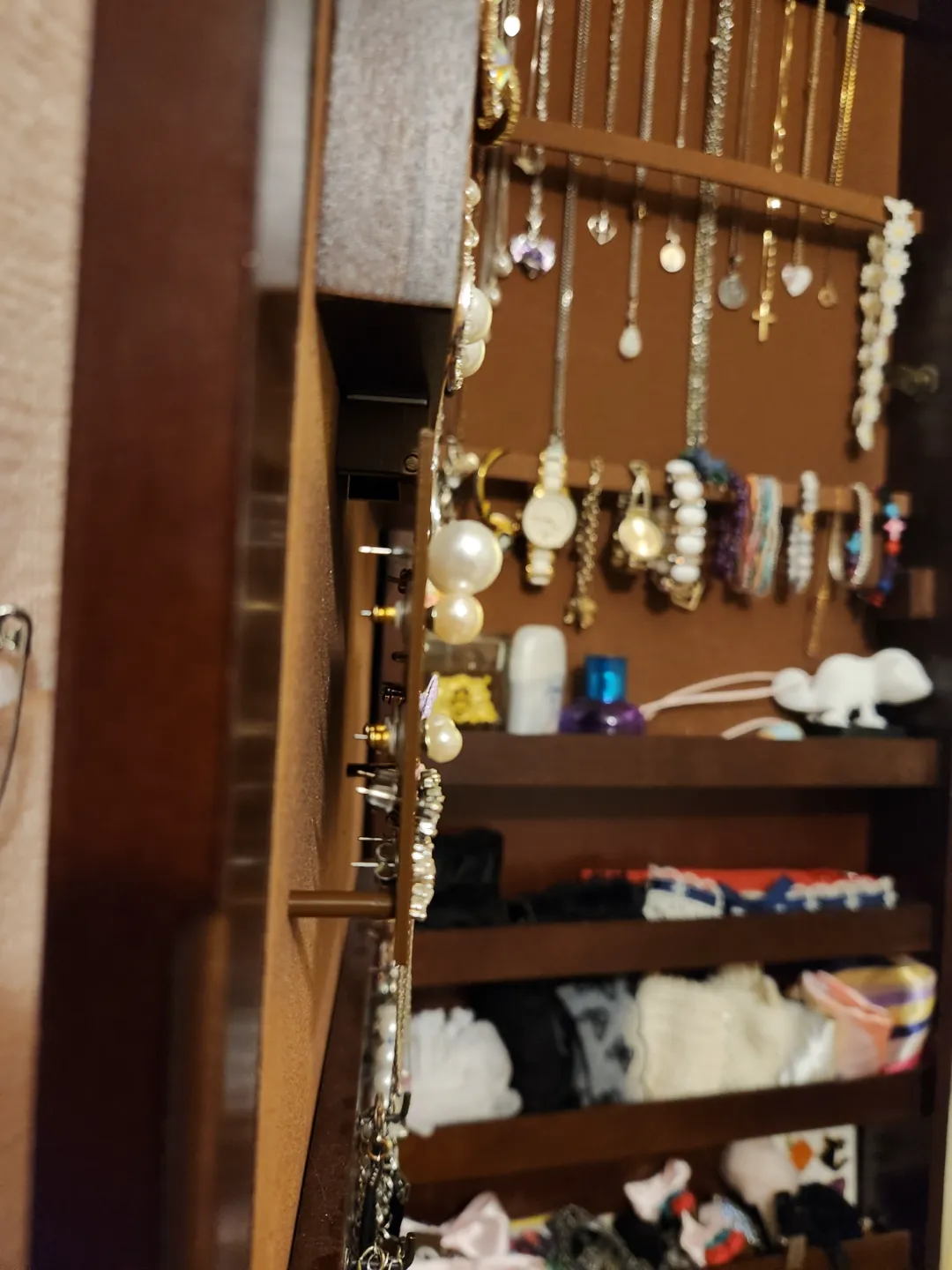 Stud Earring Holder view 2