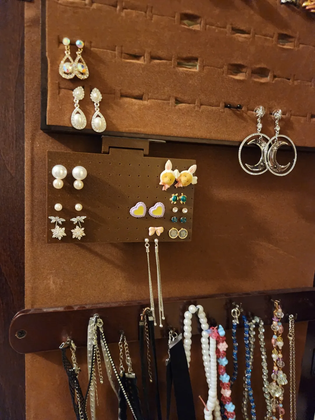 Stud Earring Holder view 4