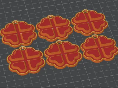 Cloverleaf Keychain (Heart Shape)