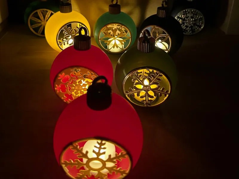 Ornament Sphere Tealight 2024