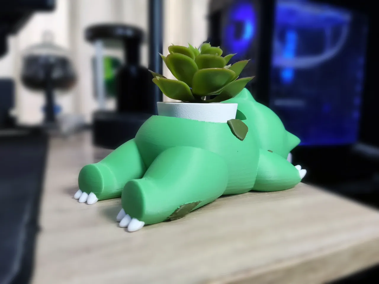 Bulbasaur Planter view 2