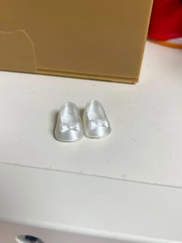 Letrero o emblema decorativo: Scarpine con fiocco per My Mini Baby Zuru — vista de referencia 3