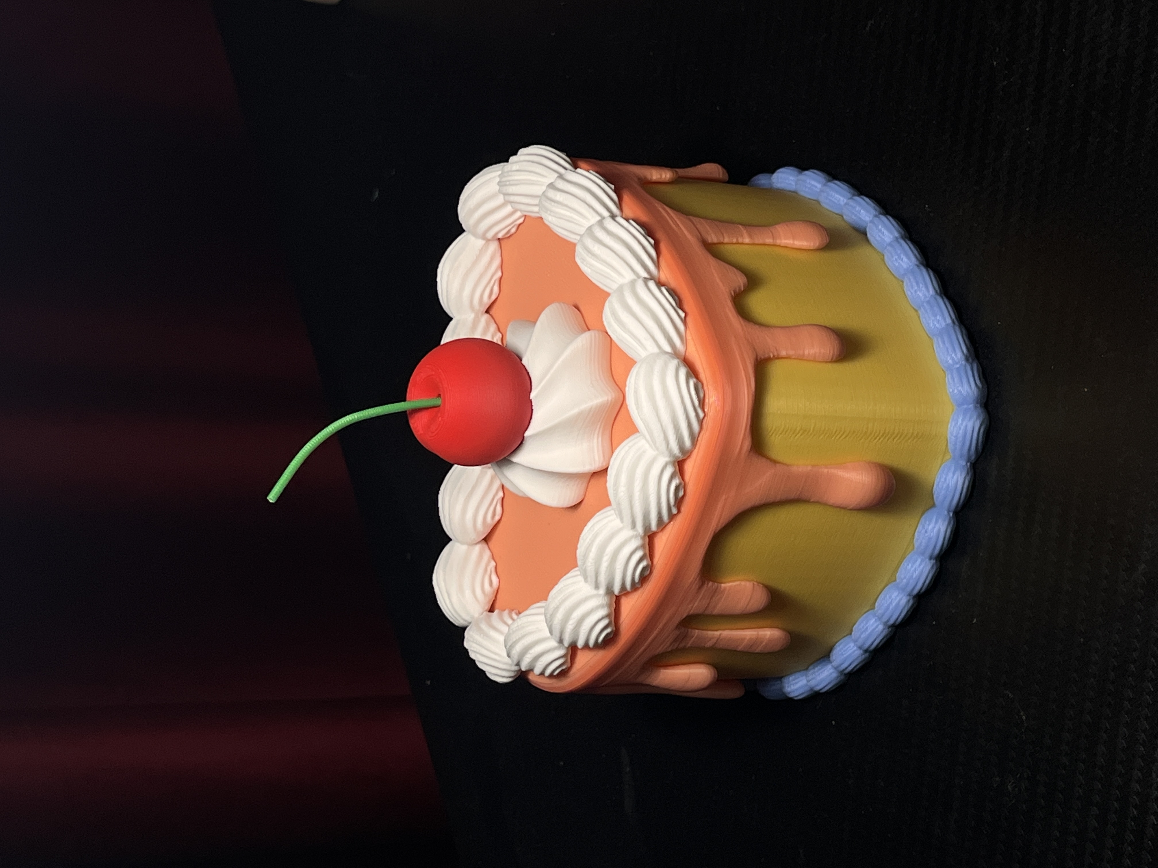 Miniatura 2 do modelo 3D 草莓蛋糕 收纳盒