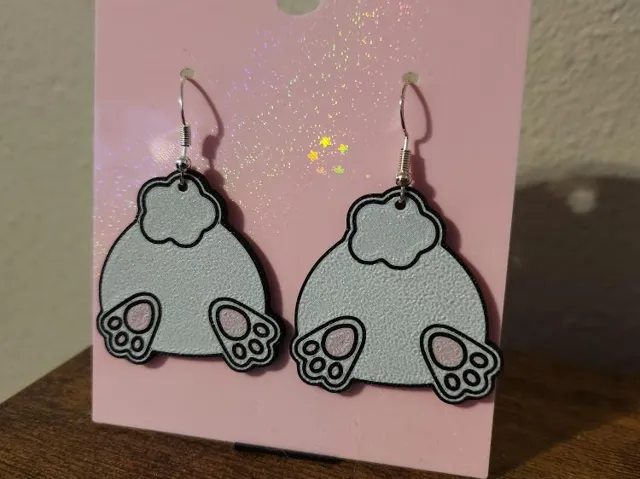 Bunny booty earrings
