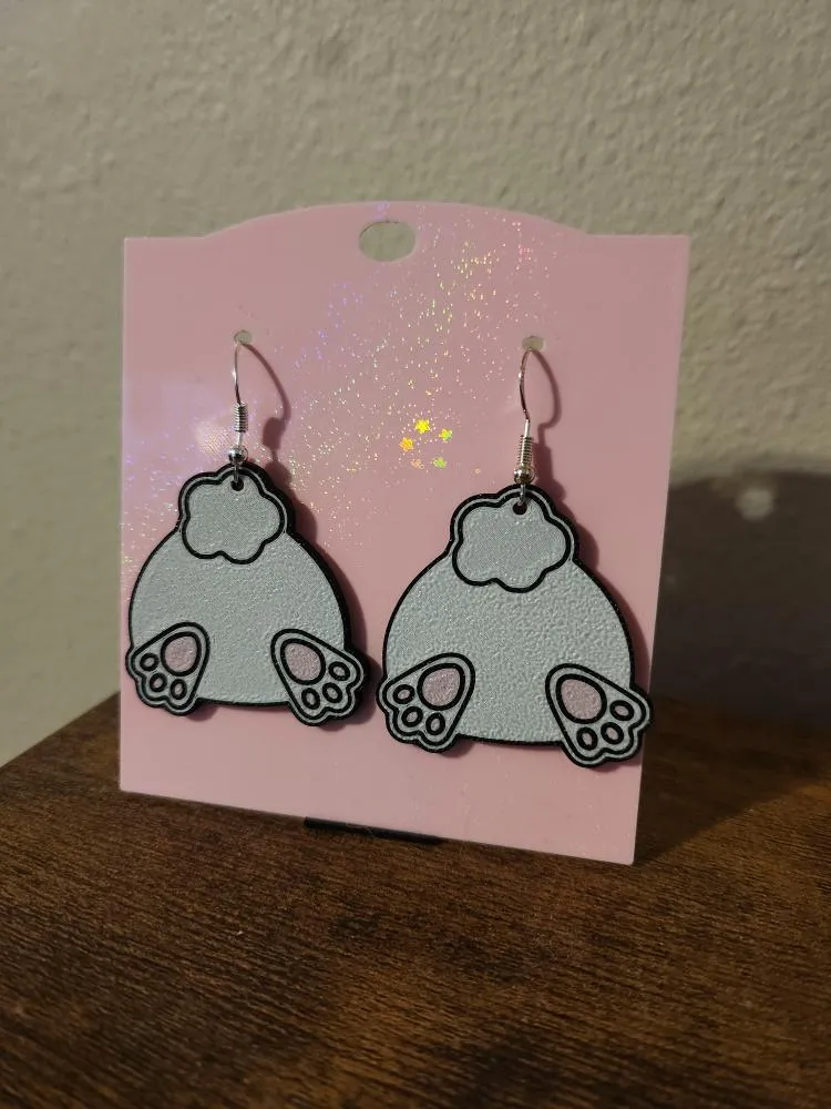 Bunny booty earrings view 2