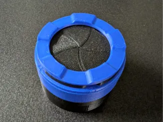 Irisbox with raisable bottom