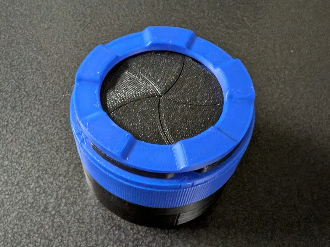 Irisbox Irisbox with raisable bottom - Free 3D Print Model - MakerWorld