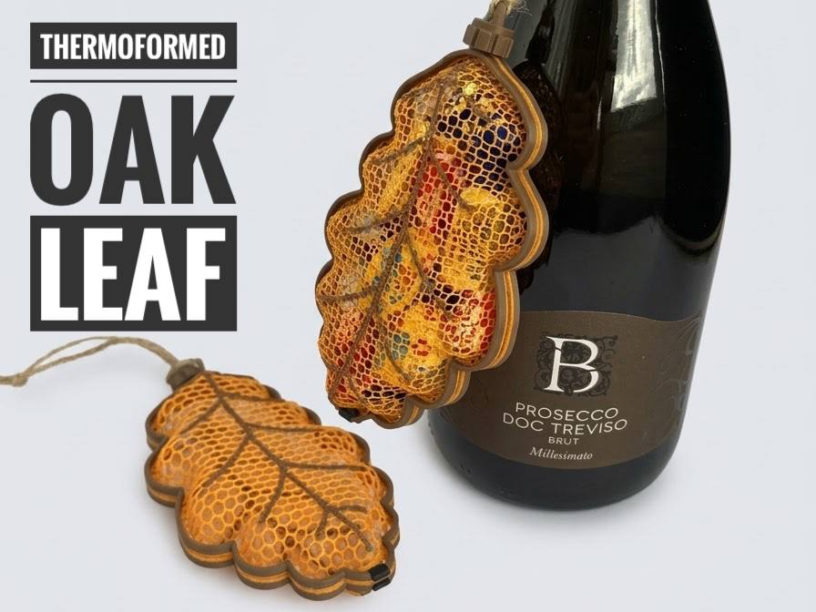 Thermoformed oak leaf - candy container 3D model