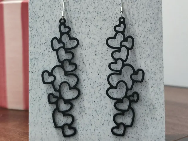 Aretes Lluvia de Corazones Silvestres