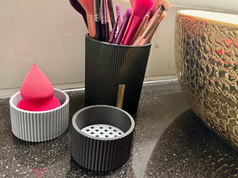Beauty Sponge Blender for Makeup Bathroom Holder